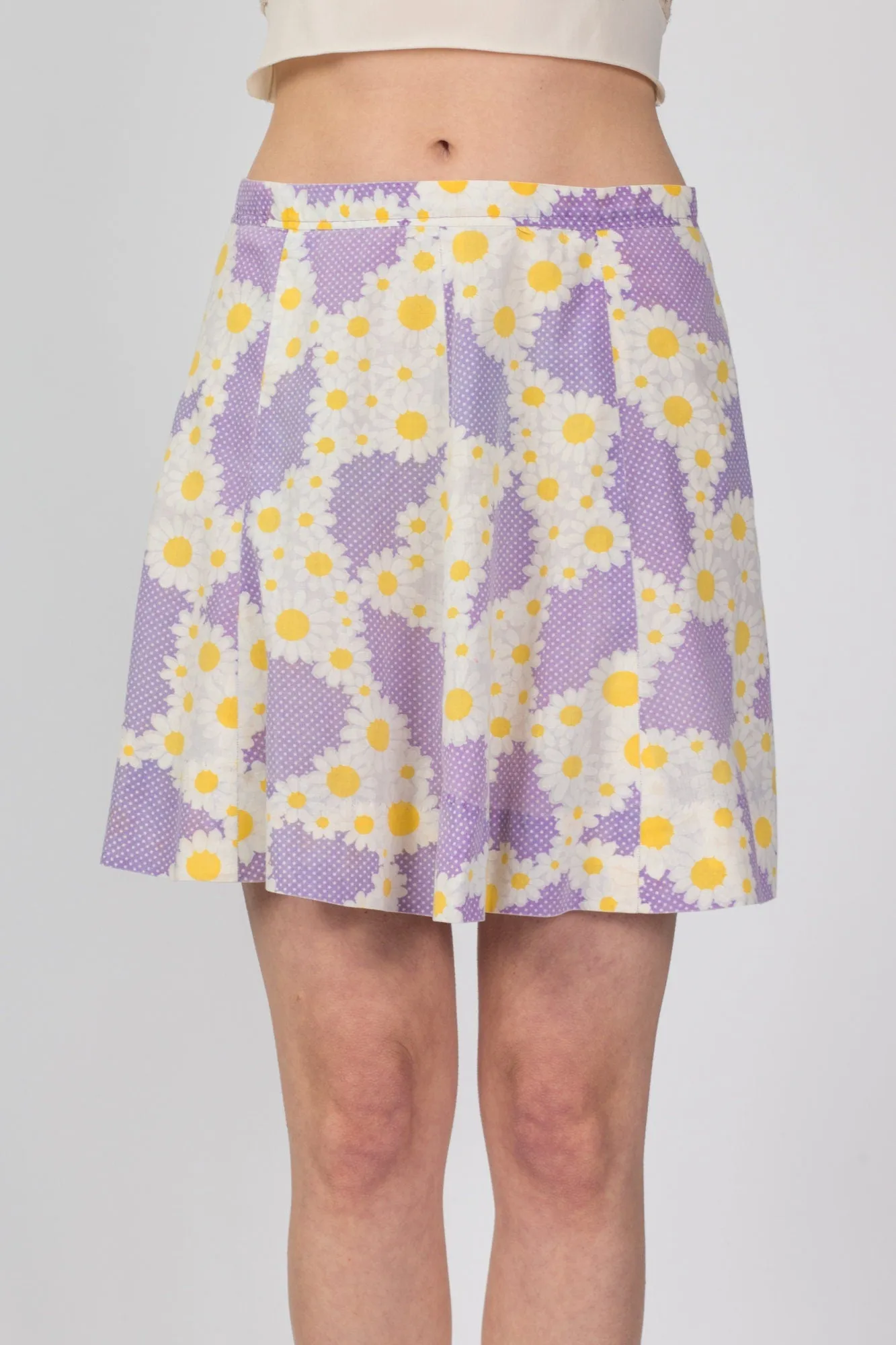 70s Handmade Daisy Floral Mini Skirt - Medium, 30"