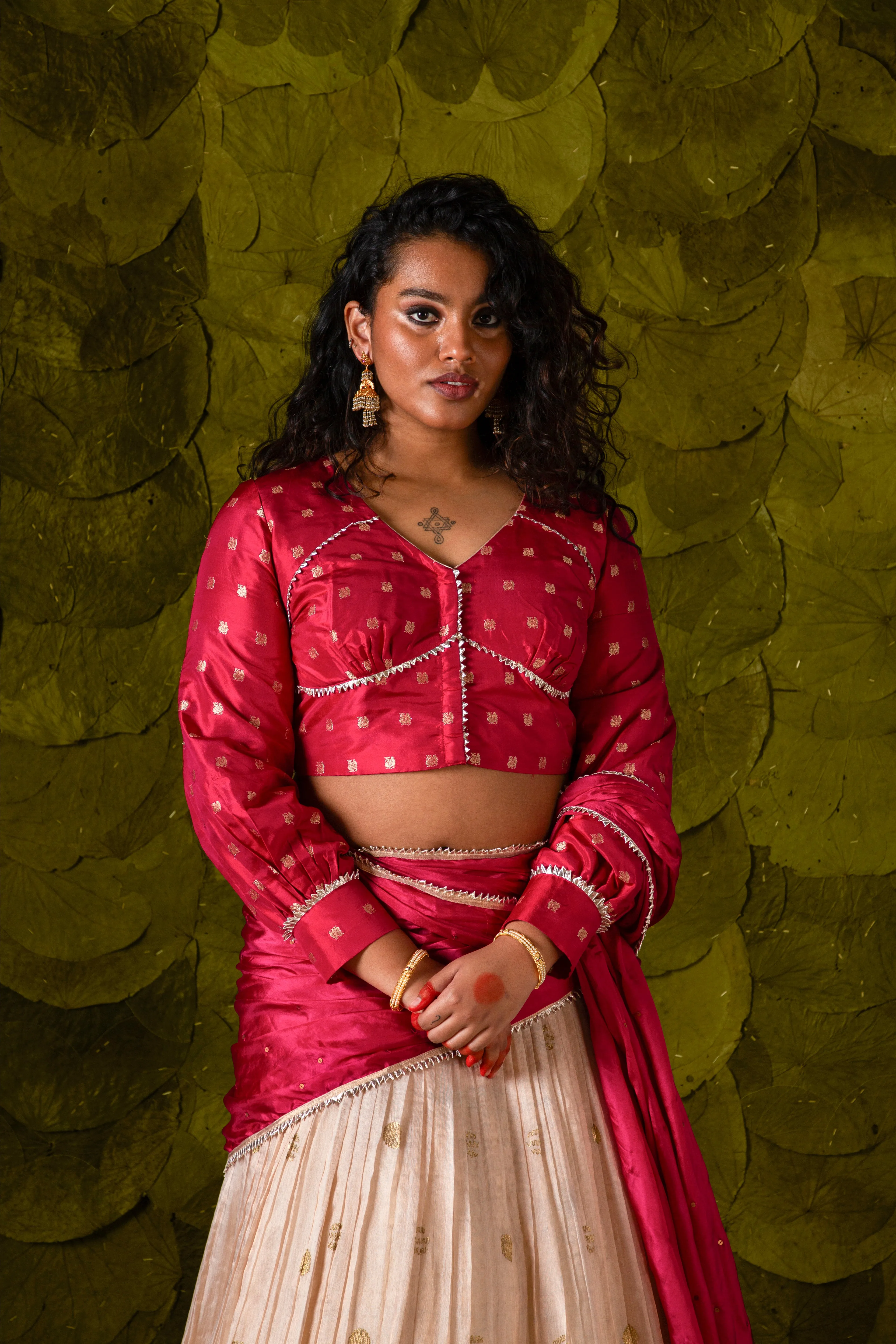 Aṭṭige (ಅತ್ತಿಗೆ) Lehenga in Sangria Pink and Rose Dust Off-White