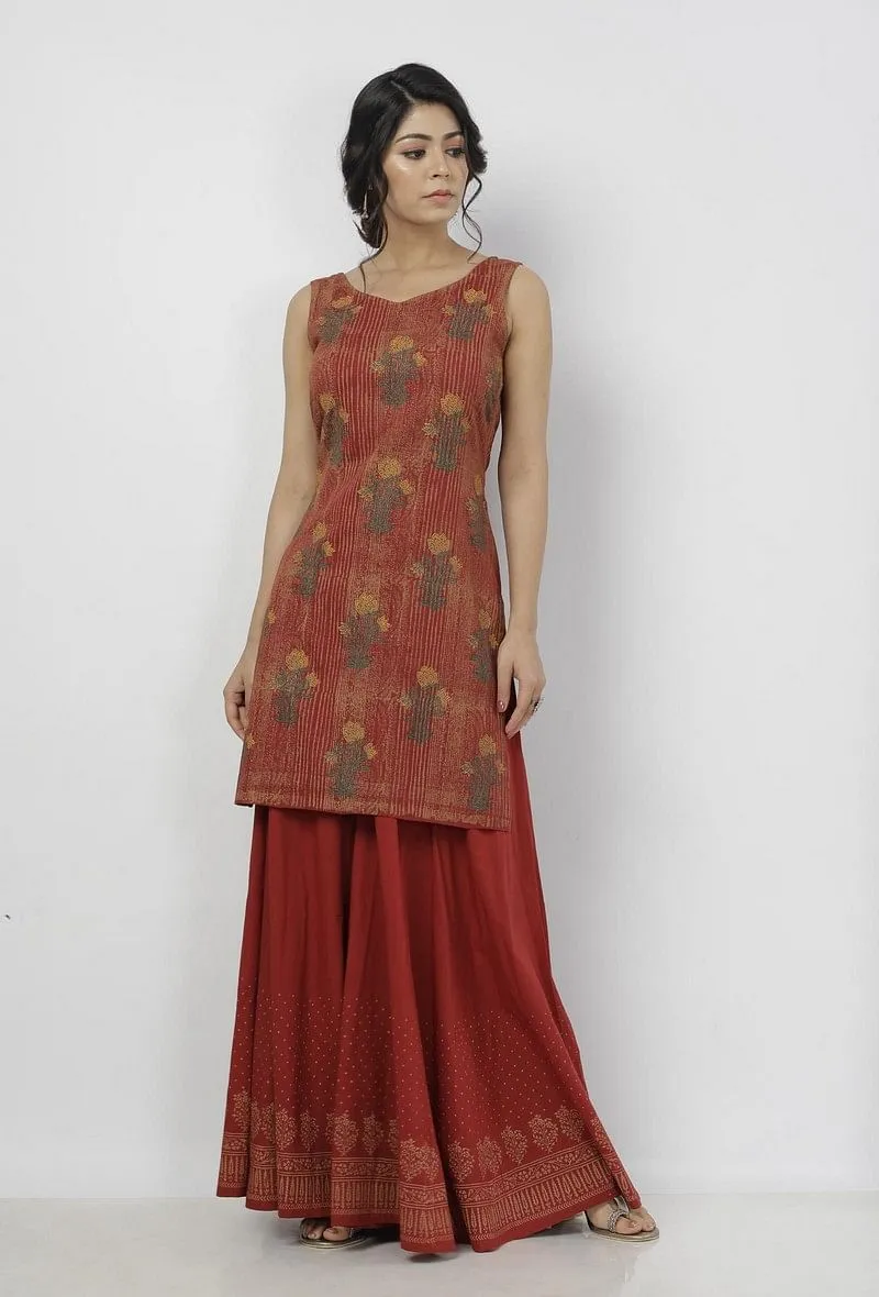 Set of 2: Gerua Maroon Floral Hand-Block Printed Sleeveless Cotton Short Kurta with Printed Cotton Palazzo